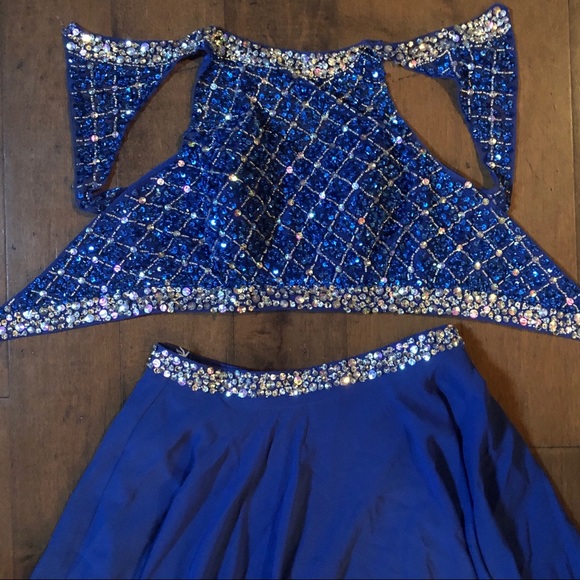 A-Line Scoop Neck Floor-Length Chiffon Dress size8 - Picture 7 of 8